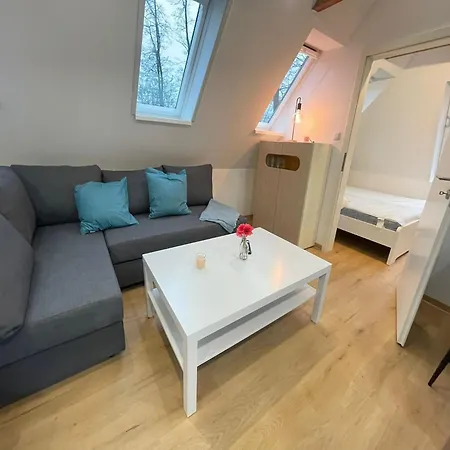 Apartment Moderne Fuer Vier Personen,