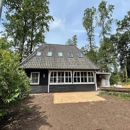 Apartment Moderne Fuer Vier Personen, *