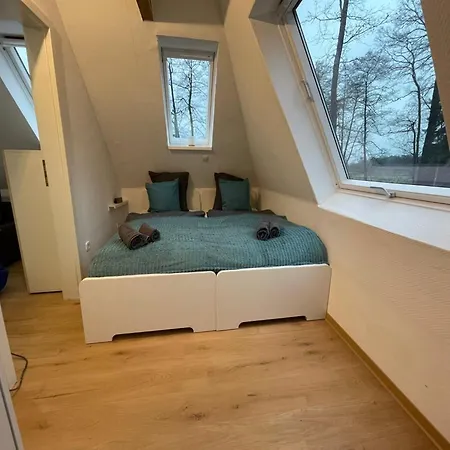 Apartment Moderne Fuer Vier Personen,